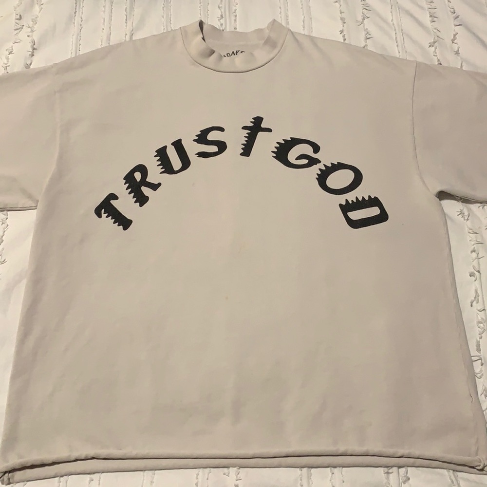 YEEZY SUNDAY SERVICE SHIRT